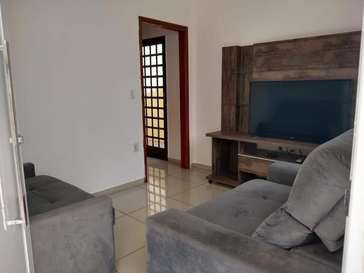 הוילה Olímpia Bela Casa Com Churrasqueira E Estacionamento מראה חיצוני תמונה