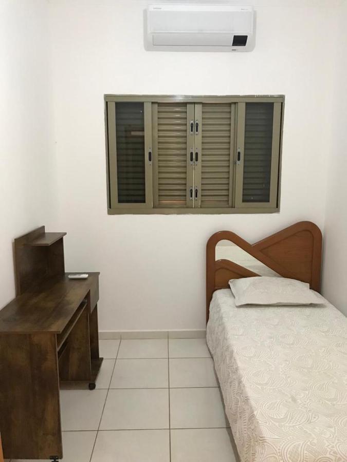 הוילה Olímpia Bela Casa Com Churrasqueira E Estacionamento מראה חיצוני תמונה